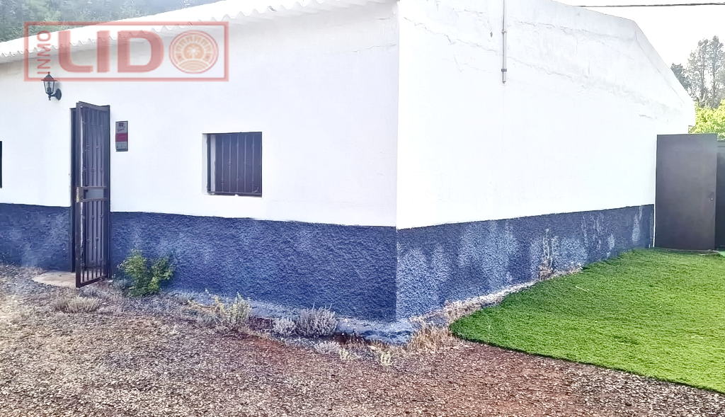 rustic_property_sale_tejeda_1.jpg